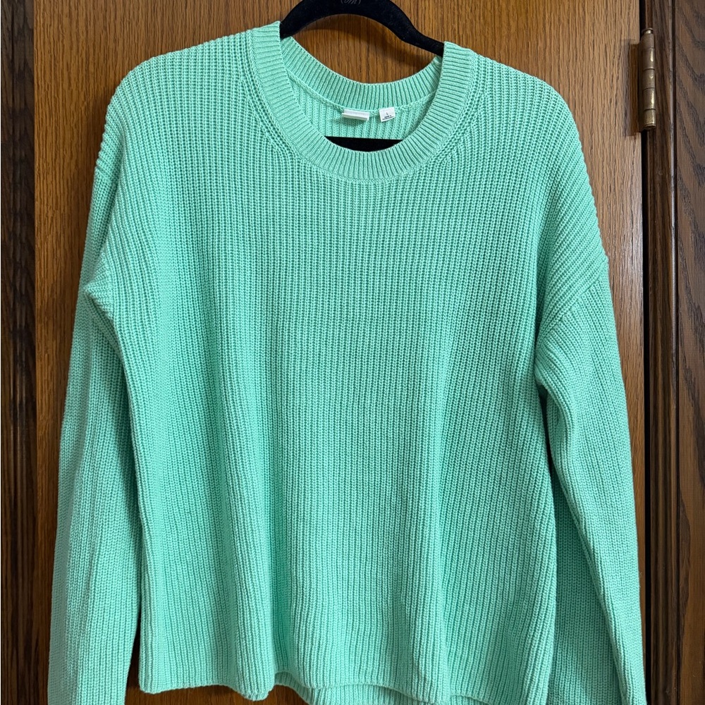 GAP Light Green Women's Crew Neck Sweater